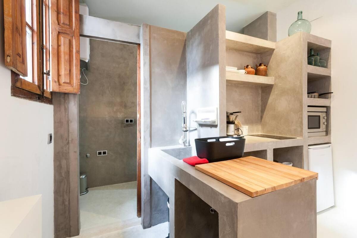 Casita Artista En Bello Edificio Barrio Ruzafa Valencia Buitenkant foto