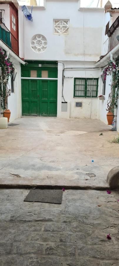 Casita Artista En Bello Edificio Barrio Ruzafa Valencia Buitenkant foto